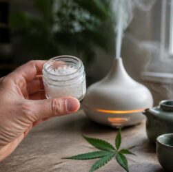 découvrez comment utiliser les cristaux de cbd pour optimiser votre bien-être au quotidien, en profitant de leurs bienfaits naturels et relaxants.